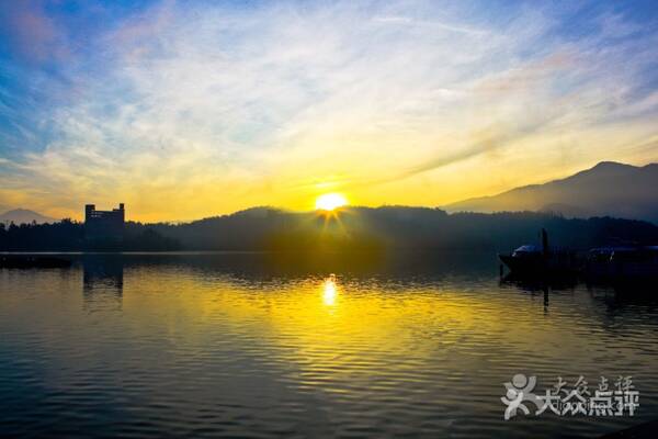 Lake_600字