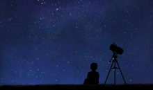 2010年北京高考满分作文：仰望星空与脚踏实地（7）_800字