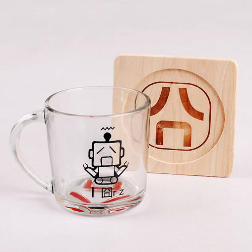 无奈的玻璃杯_500字
