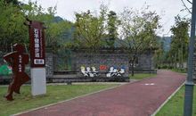 一条人行道_800字