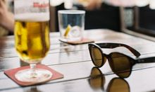 被抛下的杯子_150字