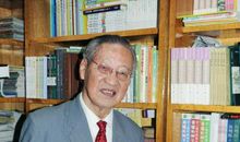 独行在光荣的荆棘路上