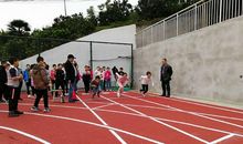 努力拼搏，挑战自我