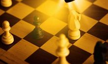 被人控制的“棋子”_500字