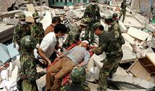 四川汶川地震感人故事十大感人语录_2000字