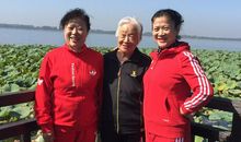 笑声在耳边荡漾