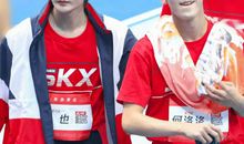 [超新星中学组]同在一个屋檐下_650字