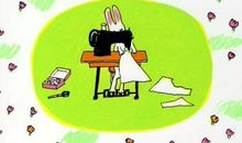 三兄弟，一个短两个长，一年换一次新衣裳。（猜一生活用品）