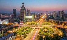 远走一代人，留下一种精神_1500字