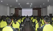 考试；苹果（郑俊坚）_1200字