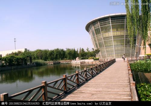 美丽校园_450字