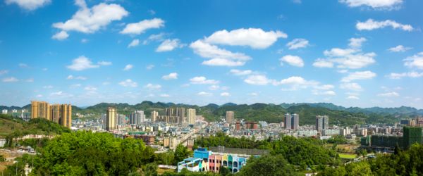 爱国主义组成：集中精力建设一个和平与和谐的生活和工作社区_1500个字符