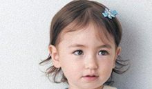 有这样一个小女孩