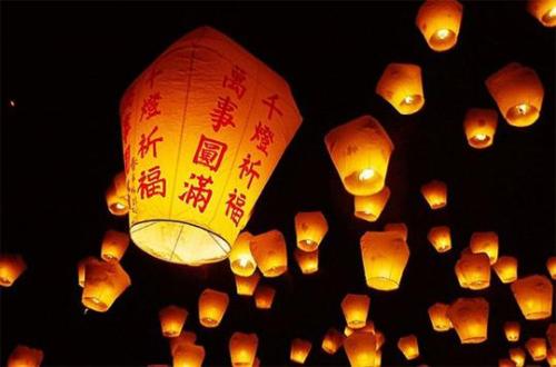 美丽的元宵节：元宵节_900字