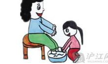 小学生感恩节作文500字：聚你我点滴温情义卖体验感恩成长_650字