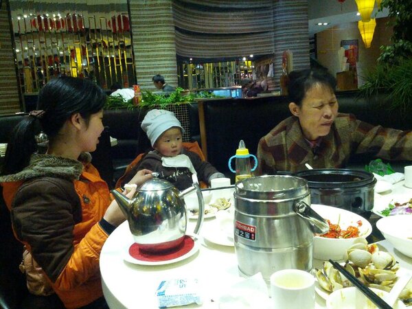 [我家人的除夕晚餐]丰盛的晚餐_100字