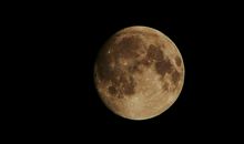 月到中秋分外圆