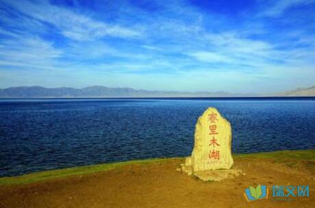 Lake_500字
