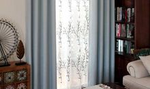 拉开窗帘的一刹那