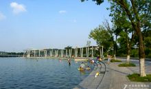 家乡的龙湖公园