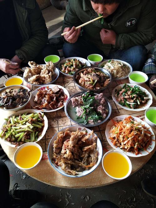 新年纪事