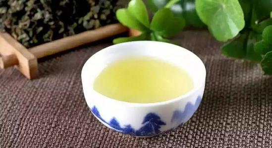 与现实融为一体，展现中国文化