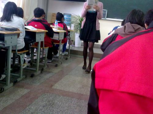 难忘的老师的眼睛和手