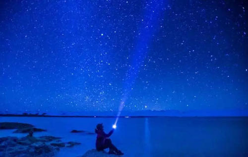 当我面对夜晚