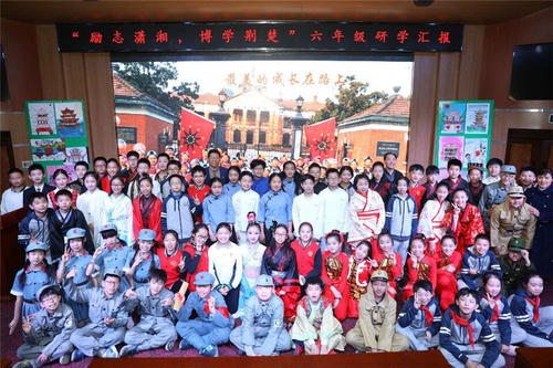 丰富多彩的校园活动