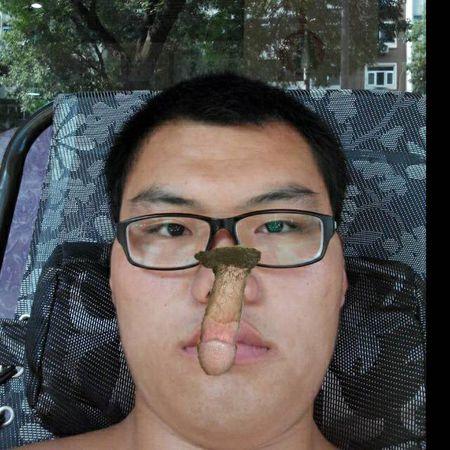 镜子里的我