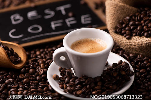 一杯咖啡_1500字