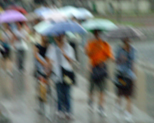突然下雨