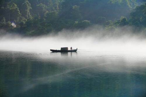 多雾路段