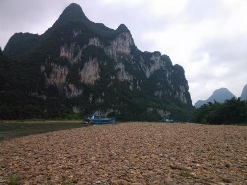 参观桂林，欣赏九马画山