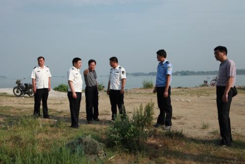 保护丽华湖，从我开始