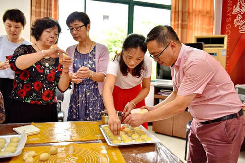 家的温暖感动了我