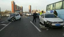 热闹的操场（郭翰桥）_350字