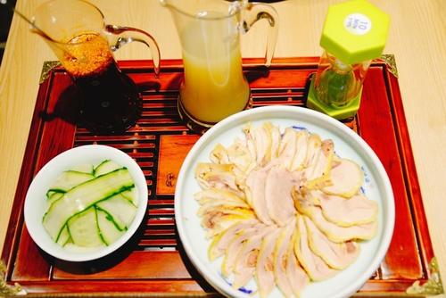 “美食家”寻找食物