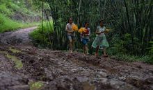 在上学的路上_700字