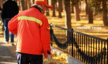 向环卫工人看齐