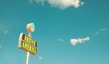 校外的十字路口