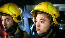 铁血铮铮显英雄本色