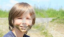 美丽的泥土的微笑