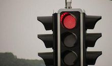 红灯该亮在何处