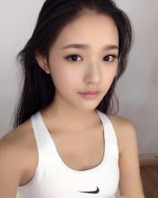 她是明星