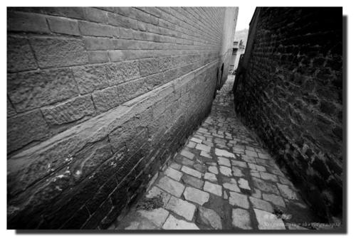 门前的路径