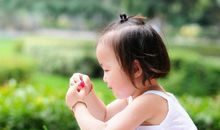 邻居家的小女孩