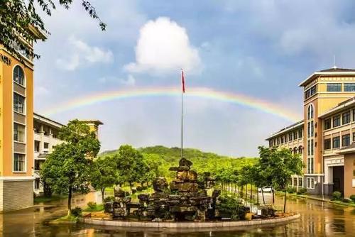 我心中最美丽的校园