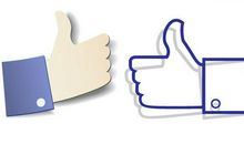 为自己竖起大拇指