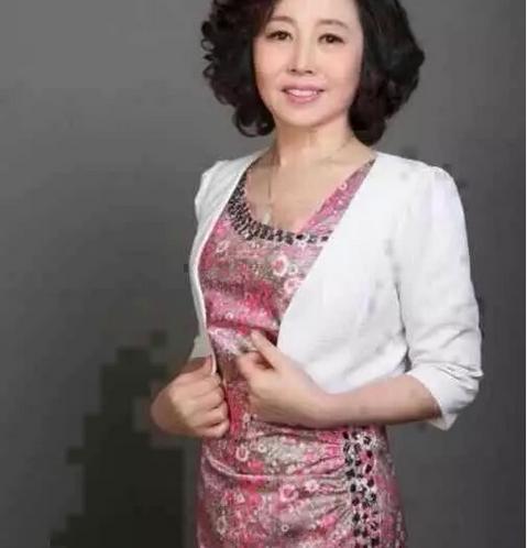 巨人不愿意低头